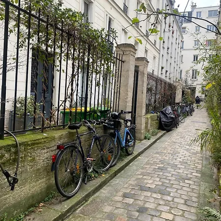 Flat Near Montmartre ! *