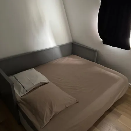 Flat Near Montmartre ! *