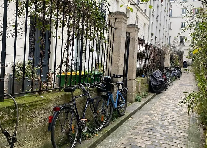 Flat Near Montmartre ! *